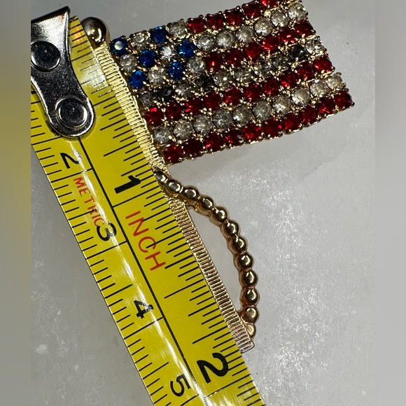 American Flag Pin Red, White and Blue Crystals on Gold Tone Metal. ￼ - Picture 5 of 5